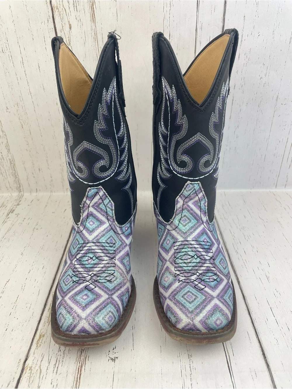 Roper girl’s glitter